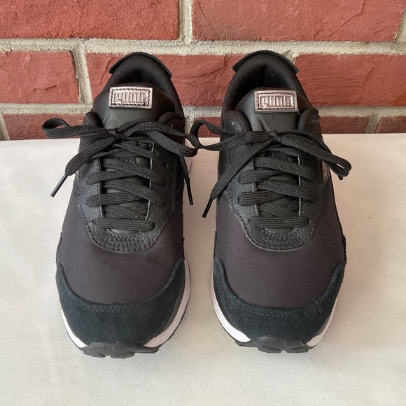 Puma Cruise Rider Lifestyle Black Sneakers Women’s 8.5 NEW - Picture 2 of 11